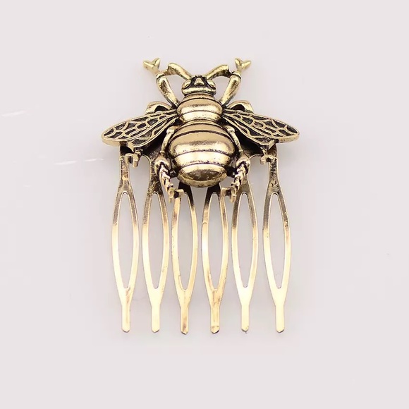 Anthropologie Accessories - COPY - Bee hair comb
